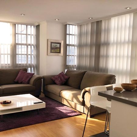 Purple&Brown Home Coruna A Coruna Luaran gambar
