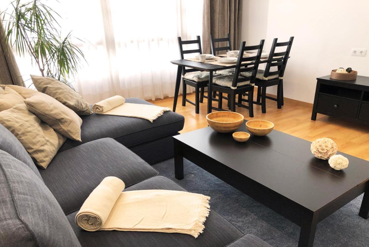 Purple&Brown Home Coruna A Coruna Luaran gambar