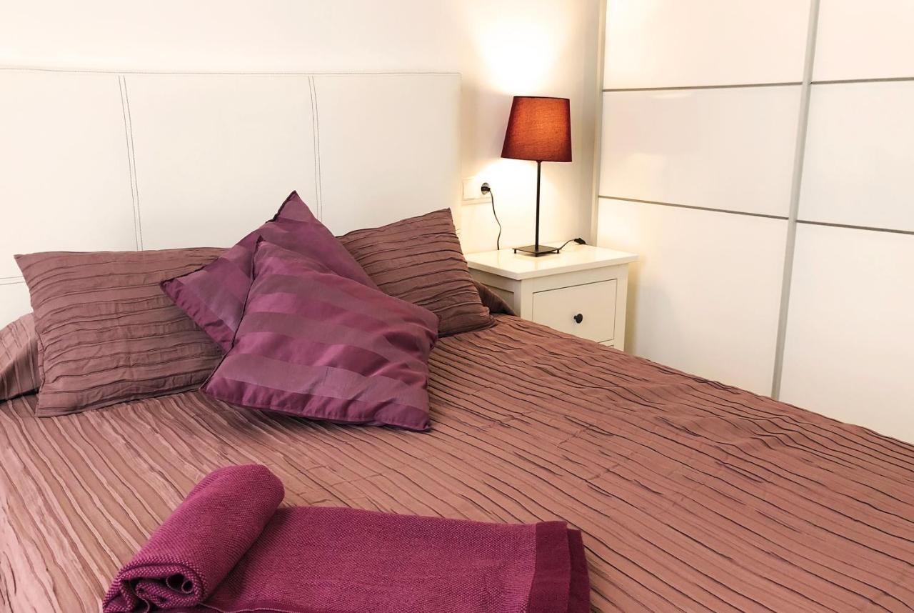 Purple&Brown Home Coruna A Coruna Luaran gambar