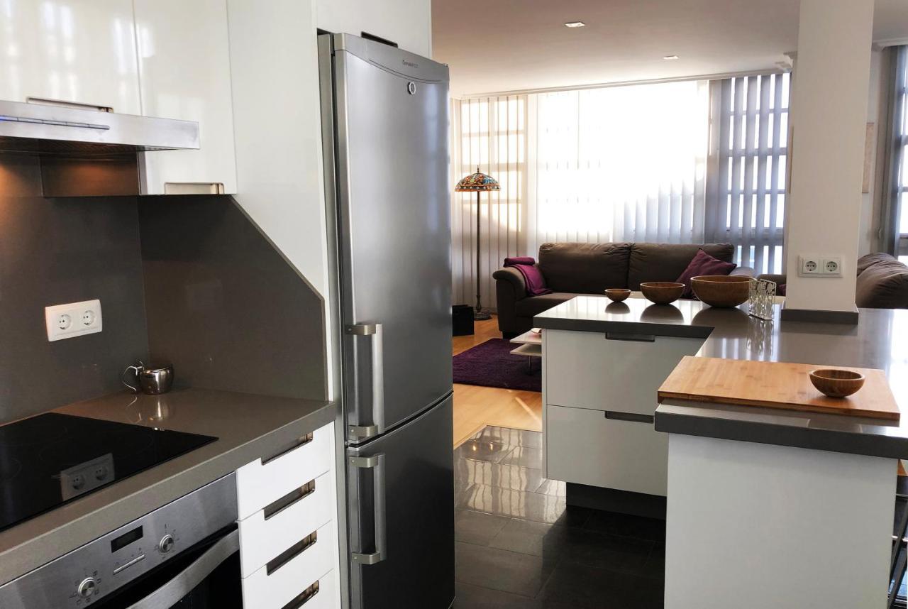 Purple&Brown Home Coruna A Coruna Luaran gambar