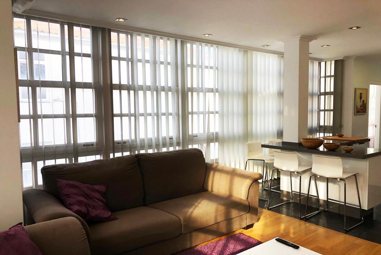 Purple&Brown Home Coruna A Coruna Luaran gambar